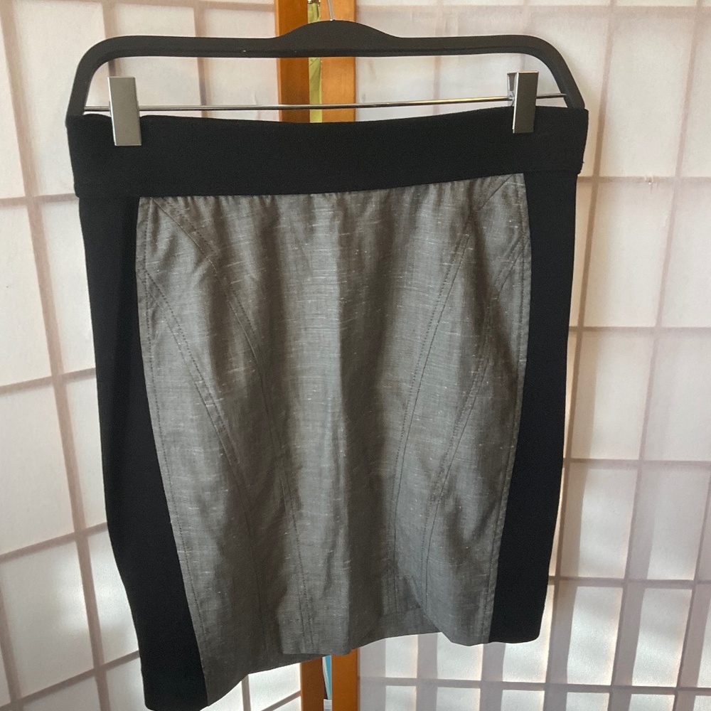 Simple yet classic grey & black pencil mini by bebe